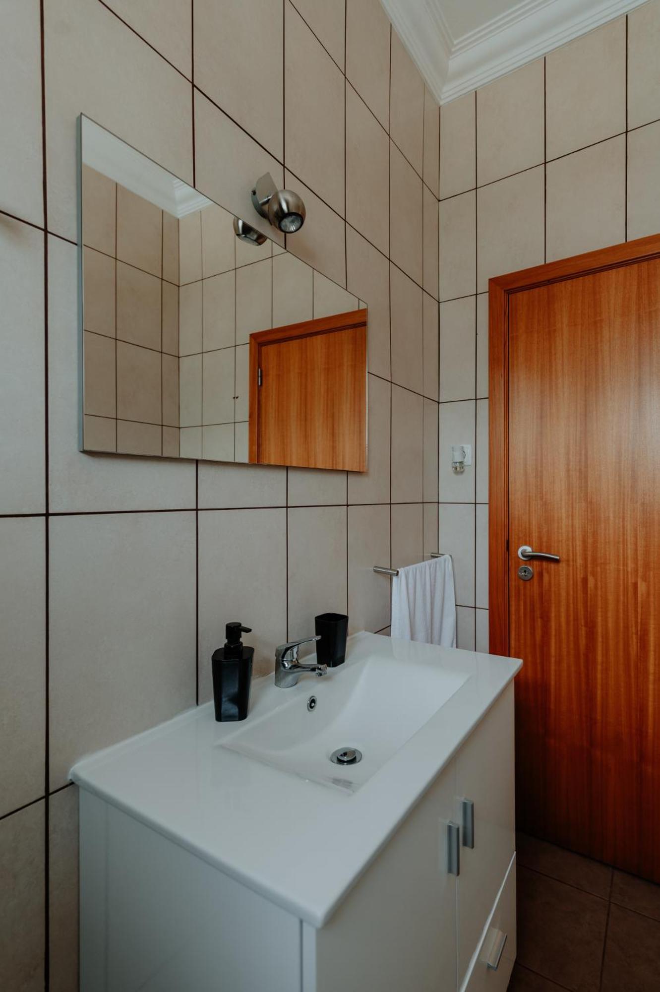Casa Sousa Ribeiro Прая-да-Віторія Екстер'єр фото